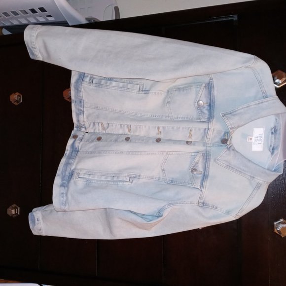 JEAN JACKET - Picture 2 of 4